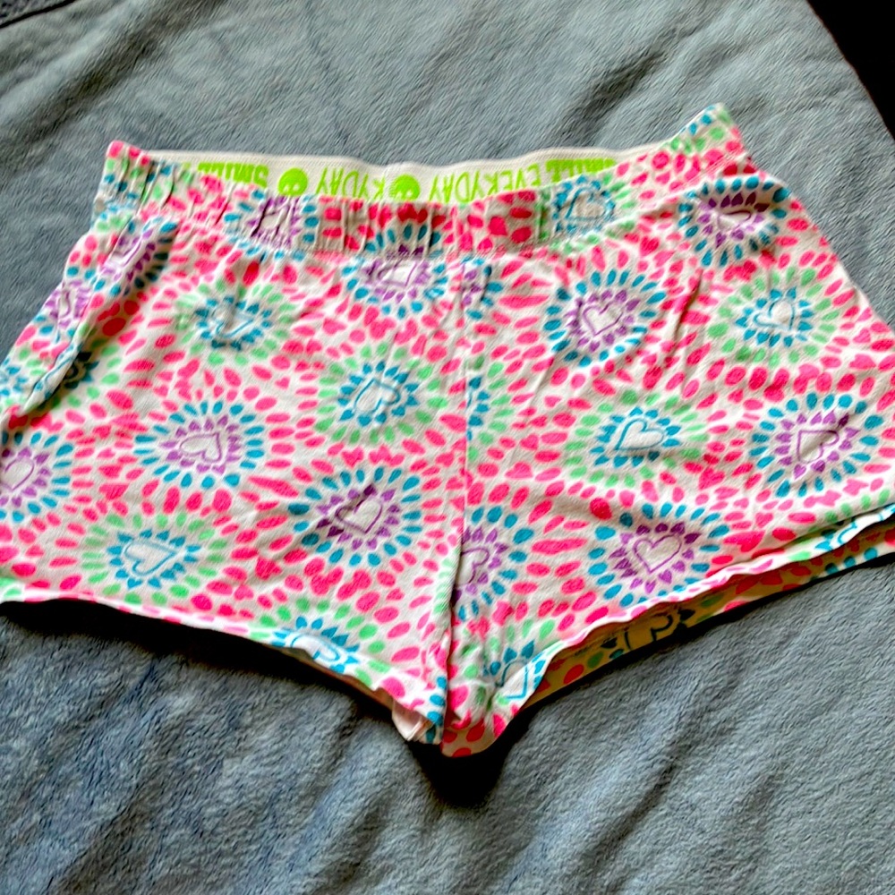 Shorts by SO size 16 preowned colorful hearts